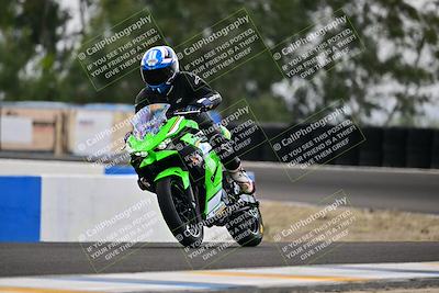 media/Apr-18-2025-TrackDaz (Fri) [[45f5874c44]]/B Group/Session 4 (Turn 6 - Outside)/